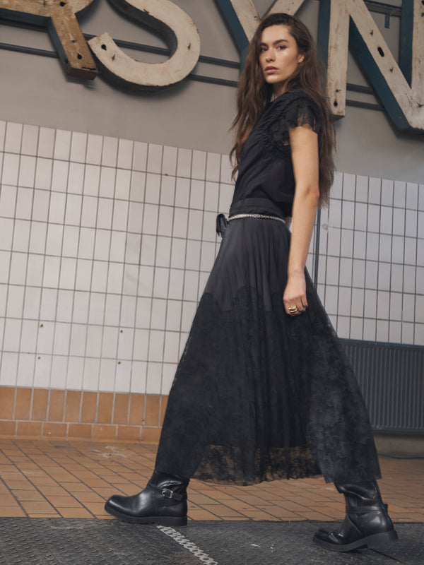 NÜ ALEC skirt Skirts Black