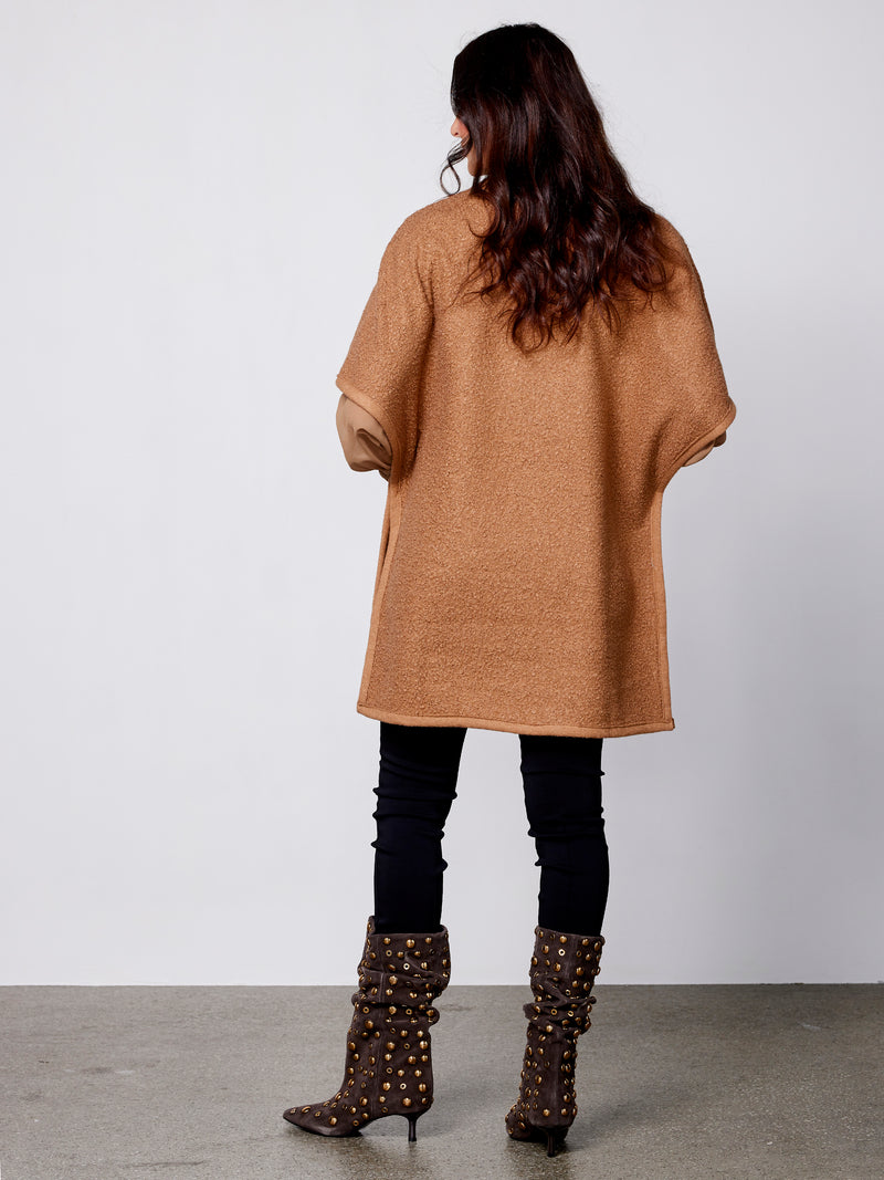 NÜ ARIA vest Vests 220 Camel