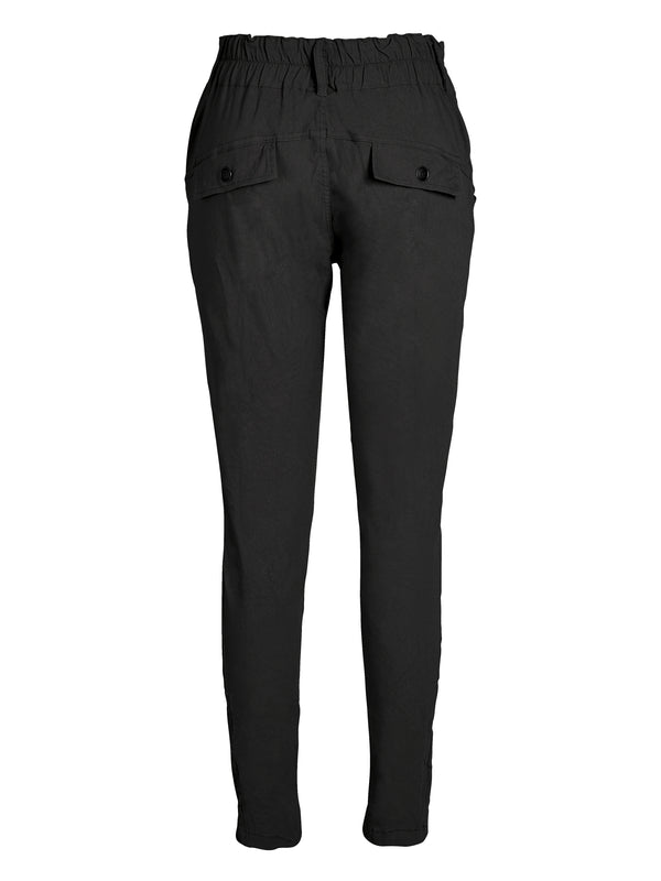 NÜ ASTA TRILLE trousers Trousers 000 Solid black