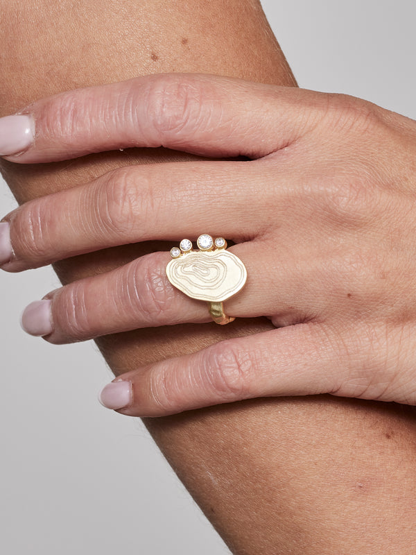 NÜ Cave No. 3 Ring Jewellery 011 Gold