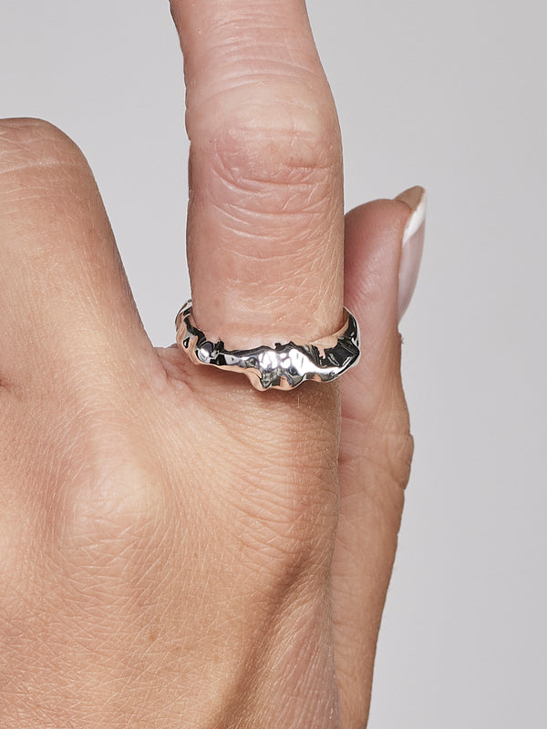NÜ Cave No. 7 Ring Jewellery 022 Silver