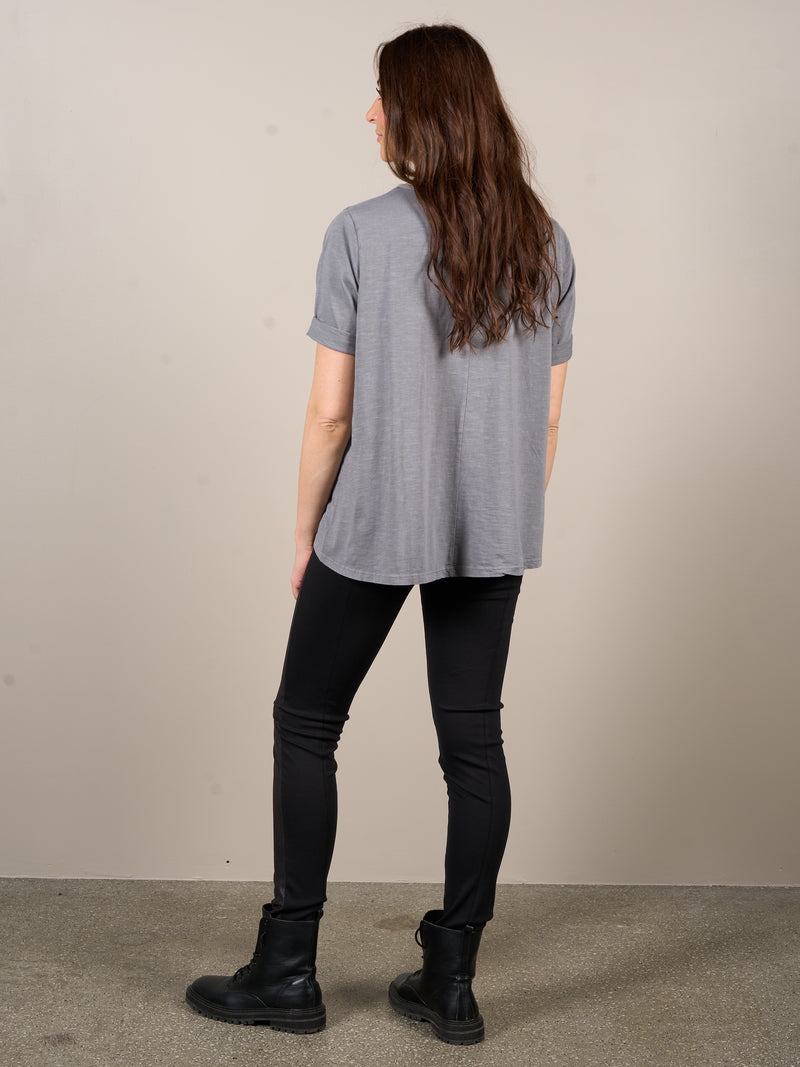 NÜ OAKLEE oversize t-shirt Tops and T-shirts 968 Statue