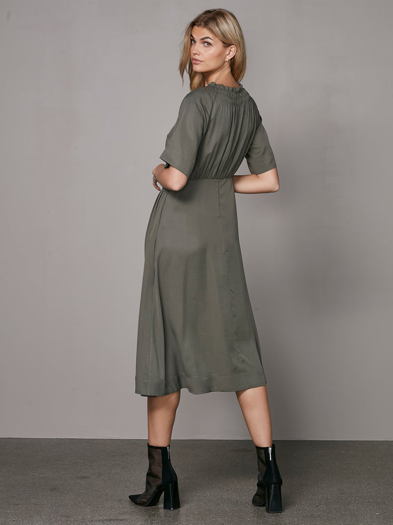 NÜ YMKE belt dress Dresses 316 Olive