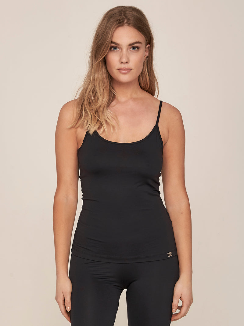 NÜ RUN top with straps Tops and T-shirts Black